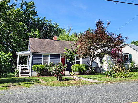 2nd image of 1310 Chesapeake St