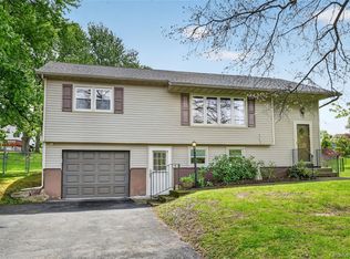 31 Monarch Drive, Newburgh, NY 12550