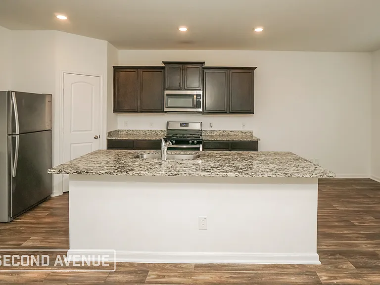 3027 Jackson Smt — Photo 5