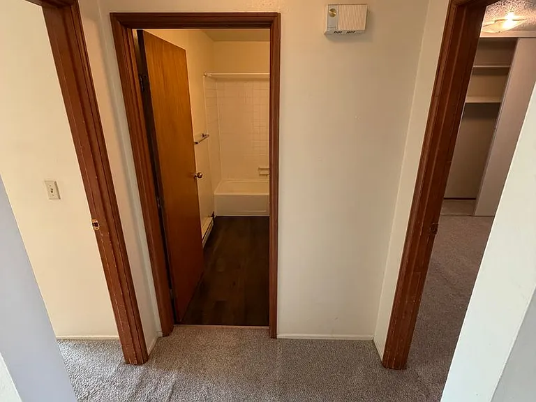 Michelbook Apartments — Photo 36