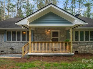 3002 Kanuga Rd, Hendersonville, NC 28739