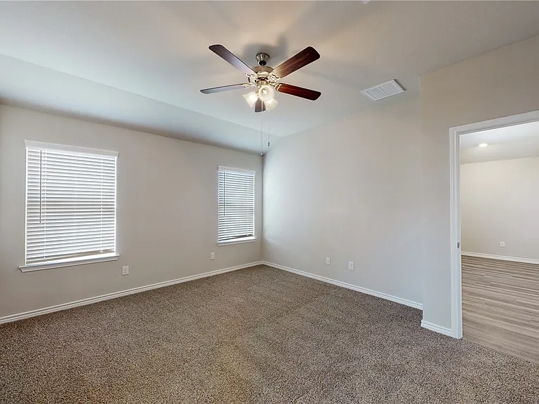 2043 Chief St — Photo 13