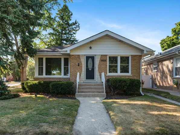 7500 Lowell Ave, Skokie, IL 60076