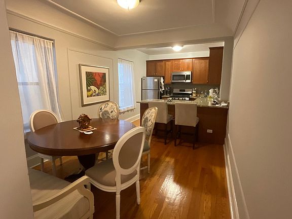 2nd image of 852 N Dewitt Pl #5ckmer33t