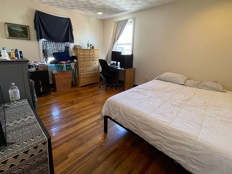 25 Mount Vernon St #HOUSE — Photo 12