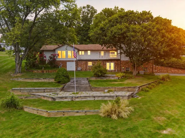 727 Glen Dr, Westminster, MD 21157