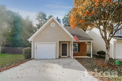 225 Lossie Ln Photo 1