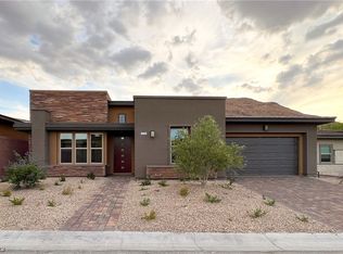 6739 Regency Ridge Ct, Spring Valley, NV 89148