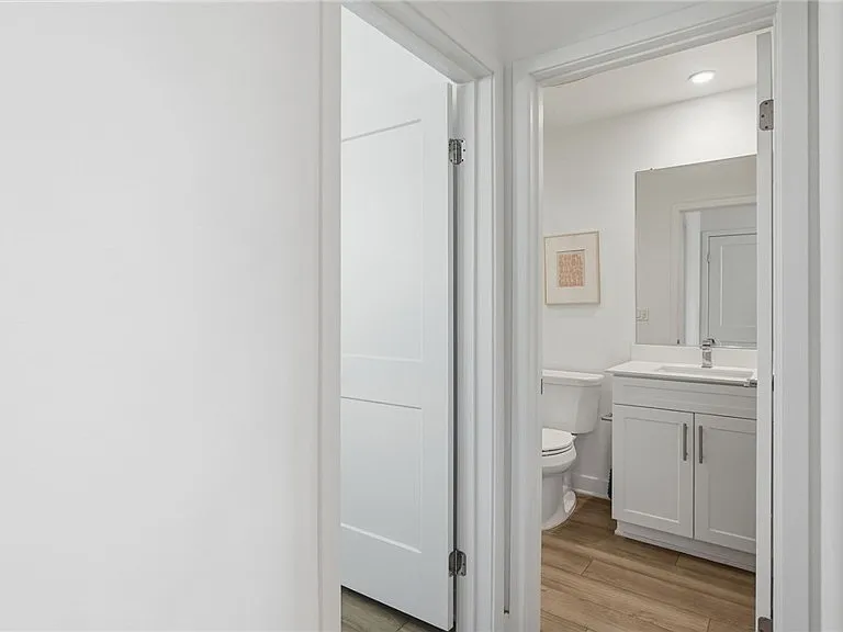 2560 Valentina Way — Photo 11