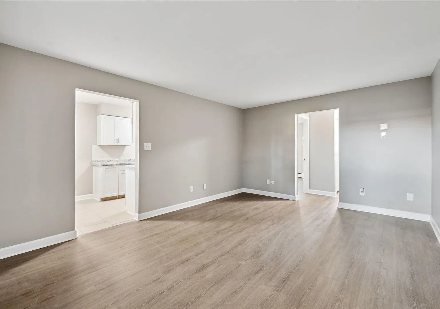 3838 W Sylvania Ave — Photo 1
