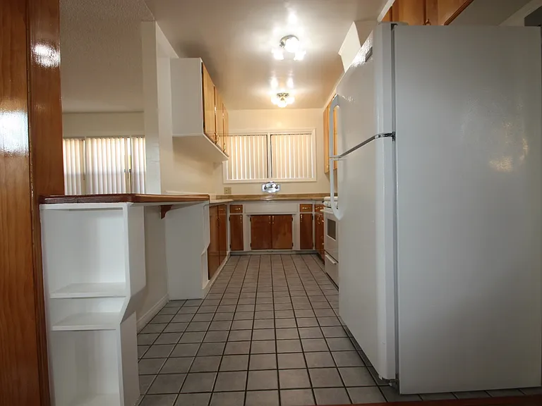 2262 S Carmelina Ave — Photo 14