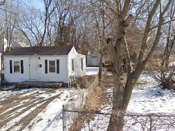 1511 N Pleasant St, Independence, MO 64050
