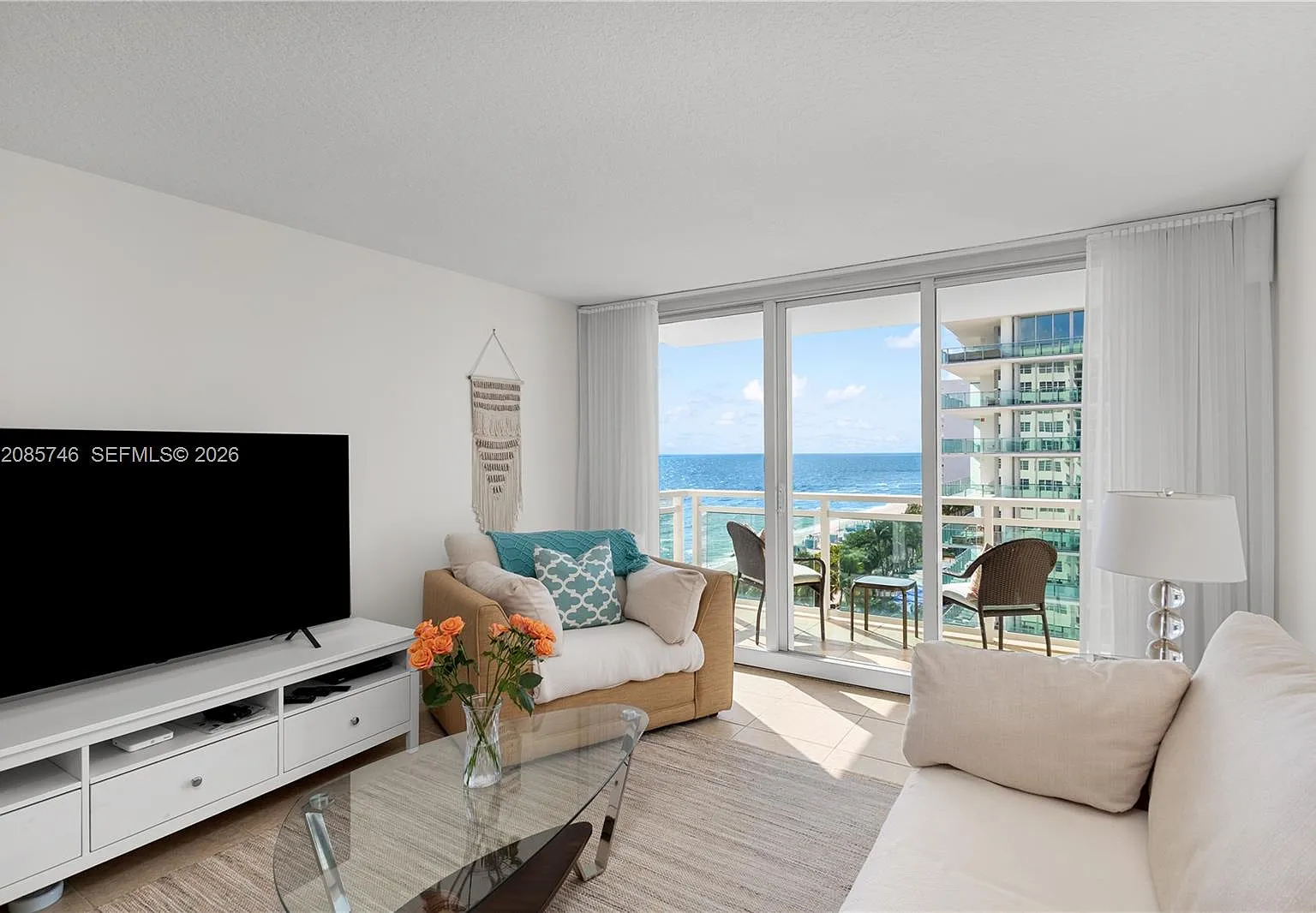 The Collins Condo — Photo 3