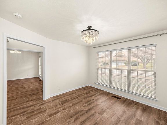 5th image of 7028 Sugarplum Rd