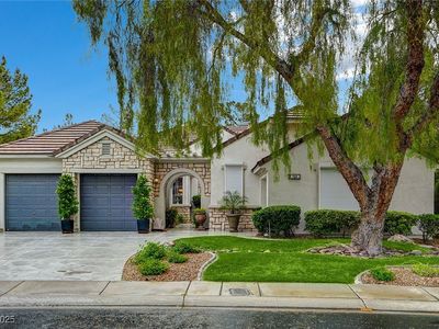 729 Sir James Bridge Way, Las Vegas, NV, 89145
