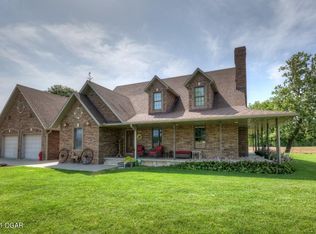 11322 Elk Ln, Neosho, MO 64850