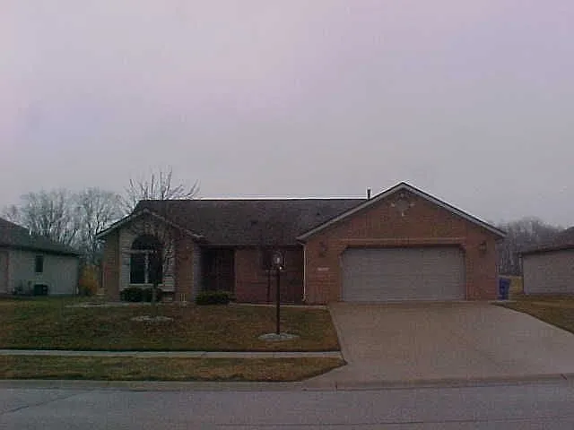 233 S Eagle Glen Trl photo 1