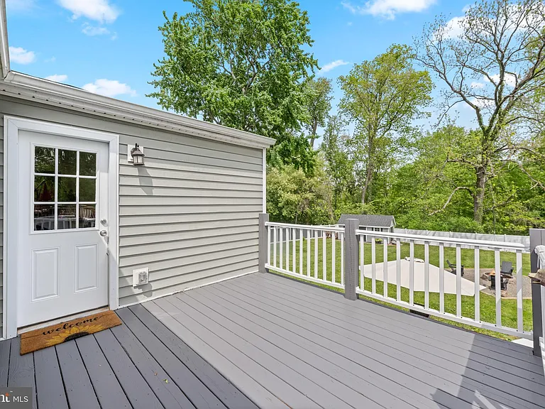 972 Log College Dr — Photo 14