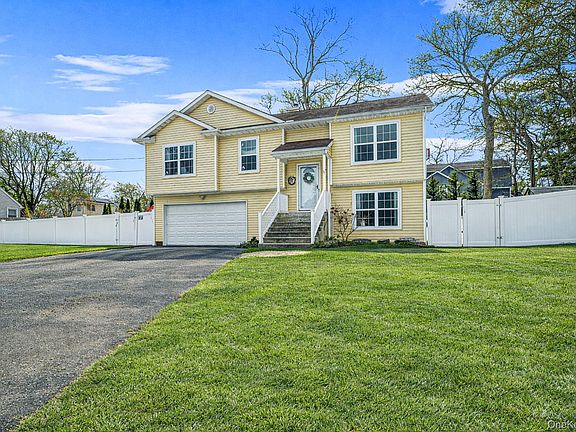 2nd image of 22 Poseidon Road