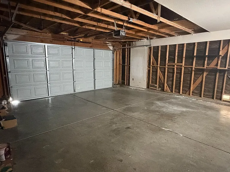 2051 Candice Ave — Photo 16