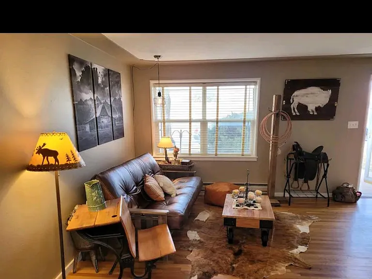 3507 Hynds Blvd — Photo 2