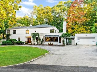 160 Highland Ave, Warwick, RI 02886