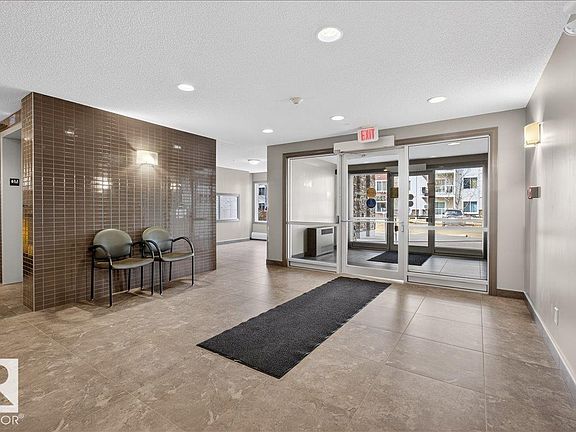 2nd image of 2203 44th Ave NW #413