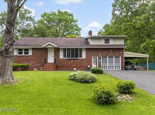 181 Garden St, Schenectady, NY 12306