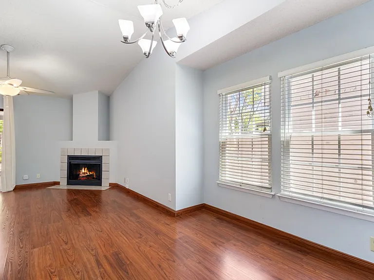 9929 Village Briar — Photo 13