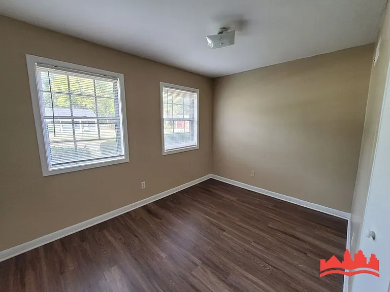4095 Kenosha Rd — Photo 12