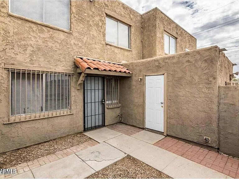 4522 E Pueblo Ave — Photo 1