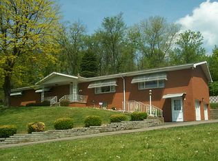 112 Vian St, Burgettstown, PA 15021