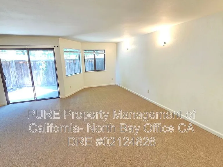 502 Marylyn Cir — Photo 5