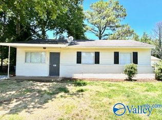 205 Victory Ln NE, Huntsville, AL 35811