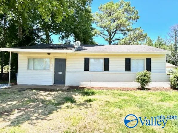 205 Victory Ln NE, Huntsville, AL 35811