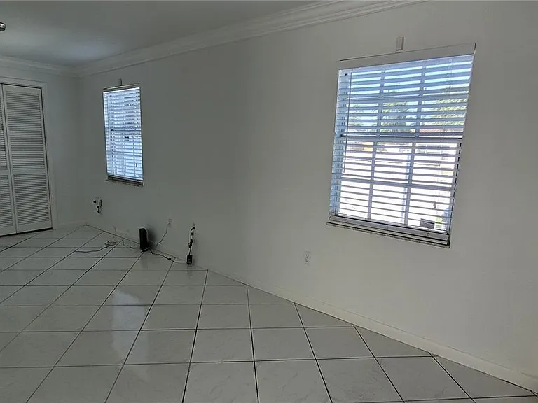 5200 SW 89th Pl — Photo 16