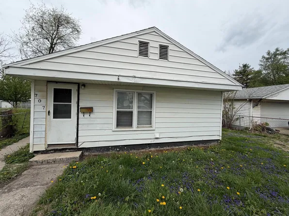 707 Lawndale Ave, Tilton, IL 61833