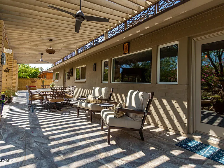2909 E Las Rocas Dr — Photo 34