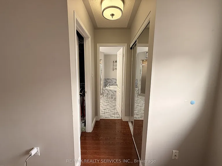 36 Burnt Elm Dr — Photo 19