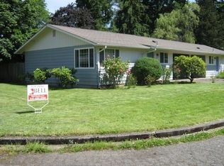 1095 Sunny Dr, Eugene, OR 97404