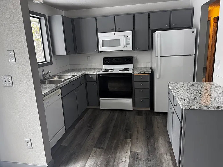 4115 N Abbey Rd #A — Photo 4