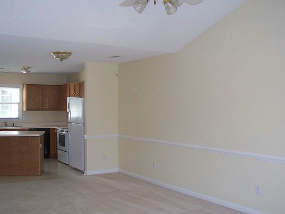 5th image of 109 Woodridge Dr