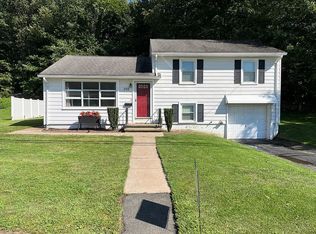 205 Peach Orchard Rd, Waterbury, CT 06706