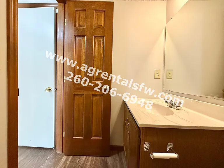 4221 Crofton Ct — Photo 9