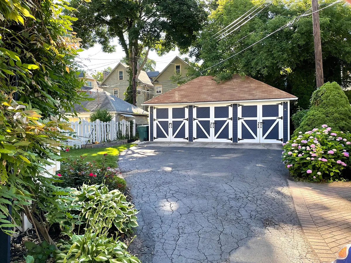 Building Photo - 47 Vick Park #B