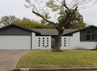 918 Beaver Bend Rd, Houston, TX 77088