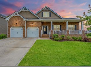 914 Willhaven Pl, Simpsonville, SC 29681