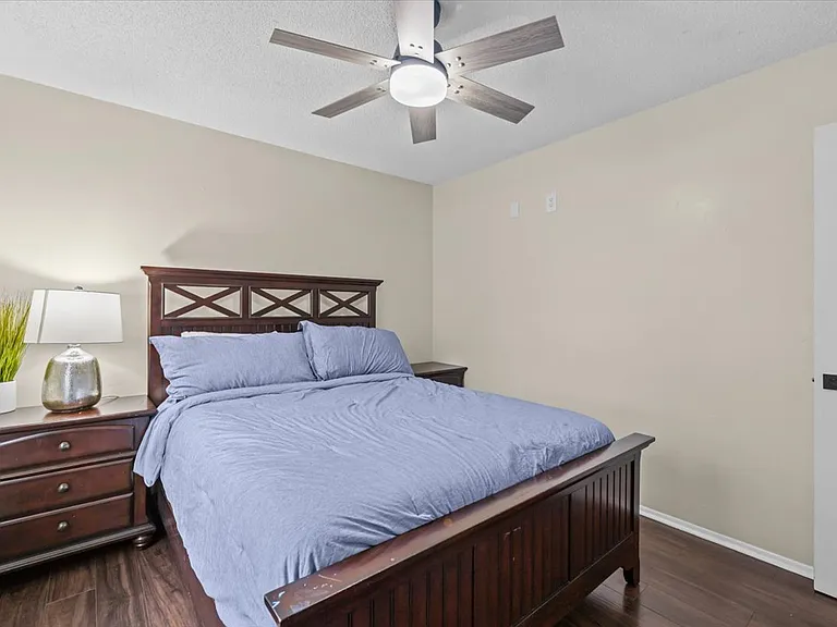 7318 S Kissimmee St — Photo 35