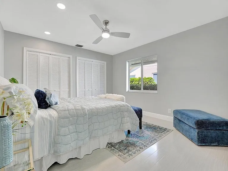 9066 NW 52nd Ct — Photo 24