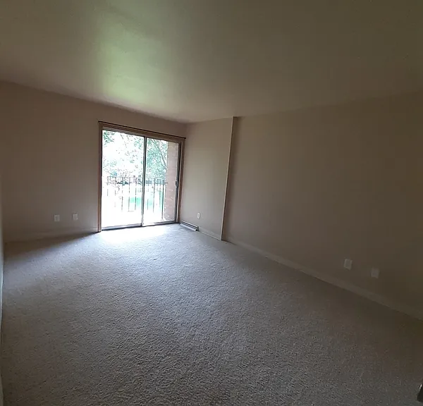 725 W 9th Ave — Photo 5
